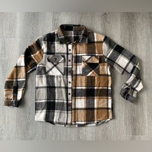 Lightweight Button-down Shirt